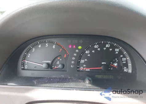 2004 Toyota Camry Le z USA, uszkodzony, nr VIN 4T1BE32K14U294917